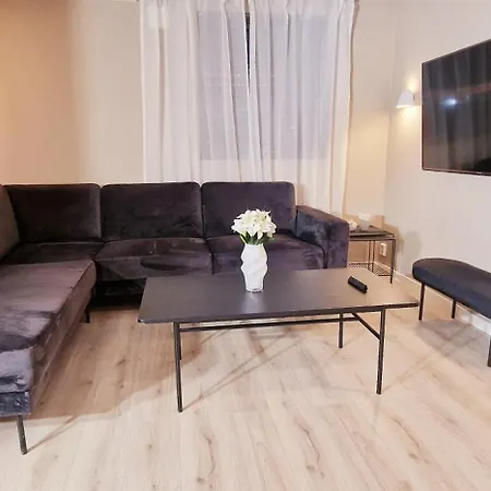 Aurora Retreat Free Parking & Free Wifi * Tromsø